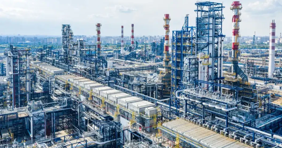 Ільський НПЗ у Краснодарському краї після атаки БпЛА FP-1