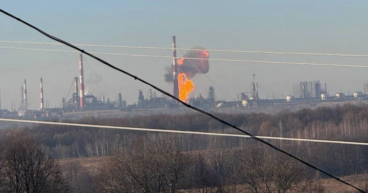 Пожежа на нафтопереробному заводі «Башнефть-Новойл» в Уфі