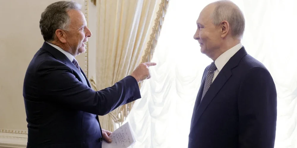 Стів Віткофф і Володимир Путін під час зустрічі в Костянтинівському палаці в Санкт-Петербурзі 21 жовтня 2026 року